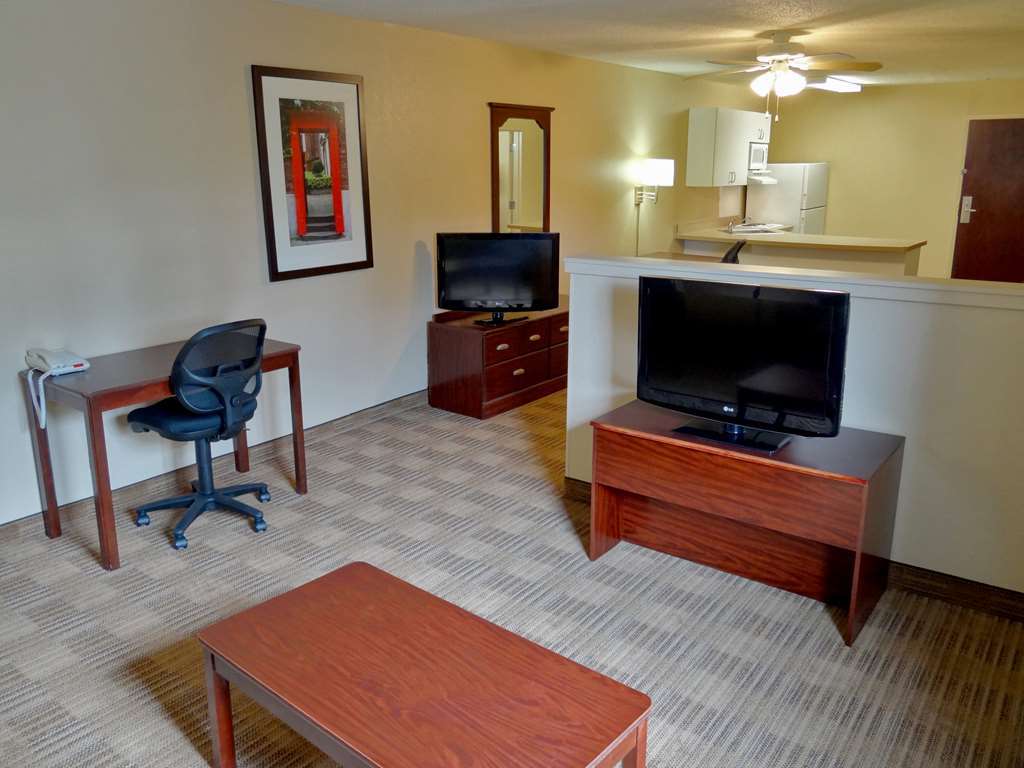 Suburban Studios Columbus Bradley Park Стая снимка